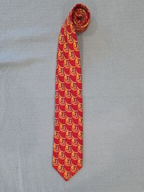 Jhane Barnes Men's Red Silk Tie with Yellow Fan Pattern (3.85") (Free tie-clip)